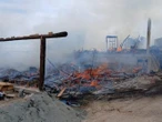 Incendio consume restaurante, talachera y casa en Hidalgo