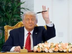 Estados Unidos levanta sanciones a Siria y pide normalizar lazos con Israel