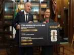 ¿Lo rifará? Sheinbaum analiza regalar boleto para Mundial 2026 que Infantino le dio
