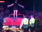 ‘Dame las llaves pen…’, mujer ebria insulta y agrede a policías tras choque