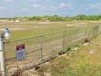 Alistan ‘Alcatraz’ para migrantes en Florida; el área estará rodeada de caimanes y pitones