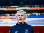Patrice Lair, director del Toluca femenil, trasladado en pleno partido a un hospital