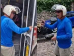 Exhiben a extranjero por detener el tráfico y explotar contra mexicanos en Chapala | VIDEO