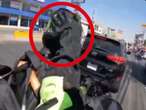 VIDEO: Motociclista 'zapea' a otro por fantoche; ¡tranquilo, vas a ocasionar un accidente!