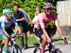 Isaac del Toro se aferra al liderato del Giro de Italia