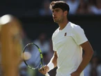 Carlos Alcaraz se tambaleó en Wimbledon