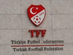 Escándalo en Turquía: arrestan a dirigentes y suspenden a 1,024 futbolistas por apuestas