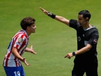 En el Atlético se quejan del árbitro mexicano