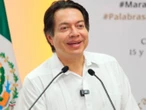 Mario Delgado felicita a los egresados del sistema de educación en línea
