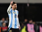 Messi celebra con 'doblete' su adiós de Eliminatorias en Argentina