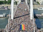 Marcha del Orgullo LGBT+ desafía a Orbán con récord de asistencia en Hungría