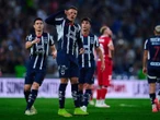 Monterrey pega primero ante Toluca en su casa