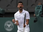 Novak Djokovic reacciona con furia en Wimbledon