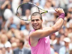 Alcaraz avanza y espera a Djokovic en semis del US Open 2025