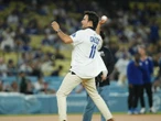  'Checo' lanza la primera bola en Dodger Stadium y habla de su futuro con Cadillac