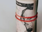 Aranceles de Trump aumentaron los precios y frenaron la economía en EU: Fed