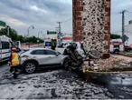 Carambola en emblemático monumento de Querétaro deja saldo fatal