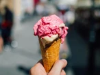Fabricantes de helados en EU eliminarán uso de colorantes