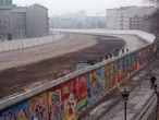 EU acusa a Alemania de reconstruir el "Muro de Berlín"
