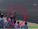 VIDEO: Cae bailarina al mar durante despedida de buque escuela japonés en Acapulco