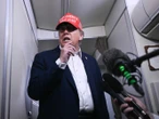 Trump dice que enviará "probablemente 12" cartas sobre aranceles a sus socios "este lunes"