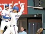 Momento inolvidable: Osuna pega su primer jonrón en Grandes Ligas