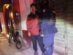 ¡No lo volverá a hacer! Vecinos golpean a ladrón de bicicletas
