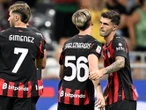 Santiago Gimenez da asistencia a Pulisic y Milan avanza