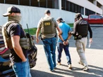 En el año, Estados Unidos ha arrestado a 300 mil migrantes en situación irregular