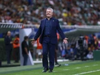 ‘El Vasco’ Aguirre responde a los abucheos