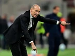 Allegri da voto de confianza a Santi Gimenez