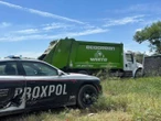 Recolector de basura mata a uno de sus compañeros y huye en camión
