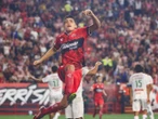Apertura 2025: Chivas saca agónico empate ante Xolos en noche de doblete de Mora