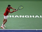 Djokovic regresa con el pie derecho en Shanghái
