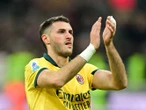 Arremeten contra Santi Gimenez en la Fiorentina
