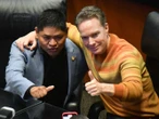 Erasmo Catarino, excantante de La Academia, protesta como senador de la República