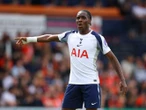 Tottenham estalla contra insultos racistas a Mathys Tel