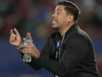 Técnico de Chile califica a México como “un rival muy completo” antes del partido de octavos
