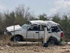 Familia de NL se accidenta en carretera de Tamaulipas; reportan a un menor muerto
