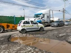 Proponen que Ayuntamiento de Toluca pague daños por baches 