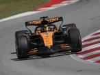 Oscar Piastri triunfa en España y Verstappen enloquece