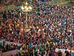 Crece presencia de fieles católicos
