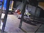 VIDEO: Bebé agarra el arma de su papá, dispara y mata accidentalmente a su mamá