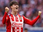 ¡Chicharito en el olvido! 'Hormiga' González da triunfo a Chivas