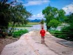 Tras intensa sequía, ahora laguna en Hidalgo se desborda e inunda cultivos
