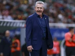 Aguirre admite tras empatar con Ecuador que aún busca a los mejores para el Mundial