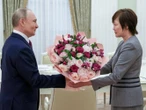 Putin rinde homenaje a Abe y menciona su objetivo de paz entre Rusia y Japón