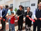 Por no ser mamá biológica, Ayuntamiento le quita casa que ganó el Día de las Madres