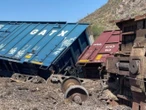 Tren de carga se descarriló en Lerdo, Durango; el momento fue captado en video