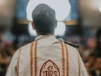 Clonan cuenta de sacerdote exorcista de Saltillo; estafan con ella